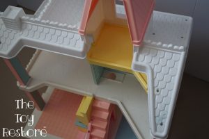 How to Whiten Yellowed Plastic Toys